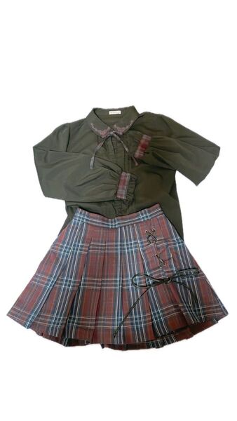 axes femme ブラウス ミニスカート コーデ売り