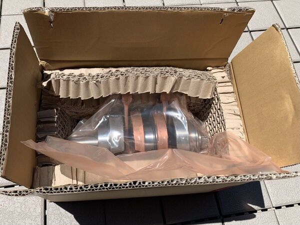 NSR250R クランクシャフト MC21 MC28 13000-KV3-95Q 未使用