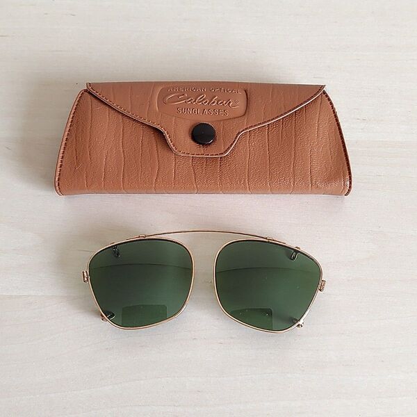 デッドストック ヴィンテージ American Optical アメリカンオプティカル クリップ サングラス Calobar 44