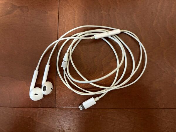 Apple純正 有線イヤホン ライトニング Lightning マイク付