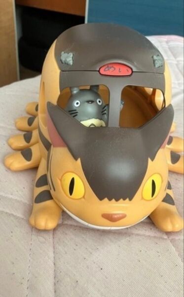 となりのトトロそれいけねこバス