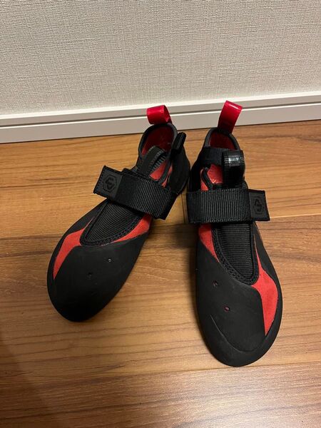 UNPARALLEL レグルスLV US5.5 23.5cm クライミングシューズ