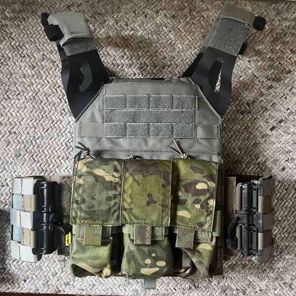 EMERSON製 JPCタイプ プレートキャリア RG レンジャーグリーン