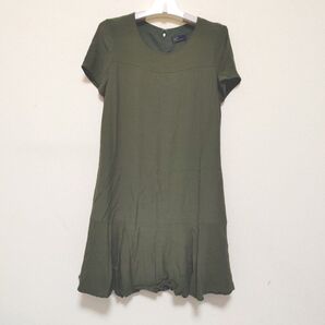 GAP 半袖ワンピース 11号 カーキ 膝丈 レーヨン ひざ丈 半袖 ワンピース