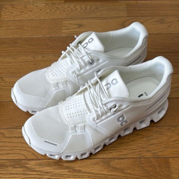 On Women's Cloud 5 "White" オン クラウド5