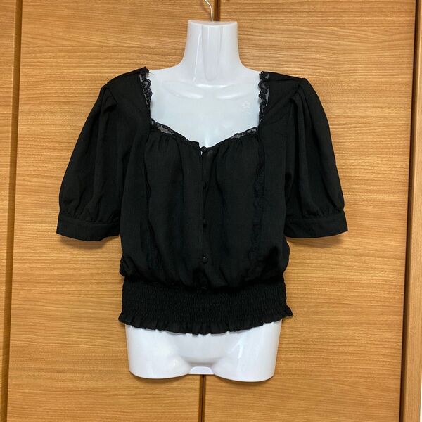 トップス 半袖 ブラック ブラウス レース 黒 クロップド ショート丈 シースルー パフスリーブ Tシャツ