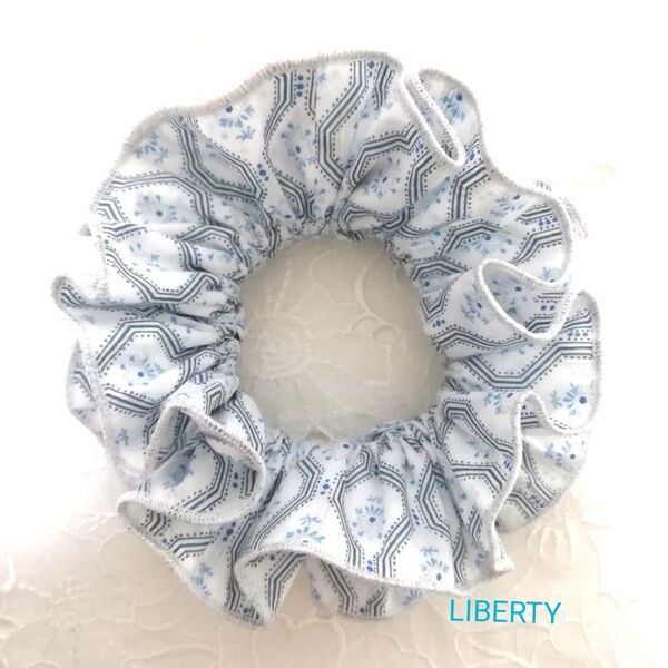 LIBERTY タナローンのひらひらシュシュ グリッサンド×シルバーラメ オマケくるみボタンゴムつき