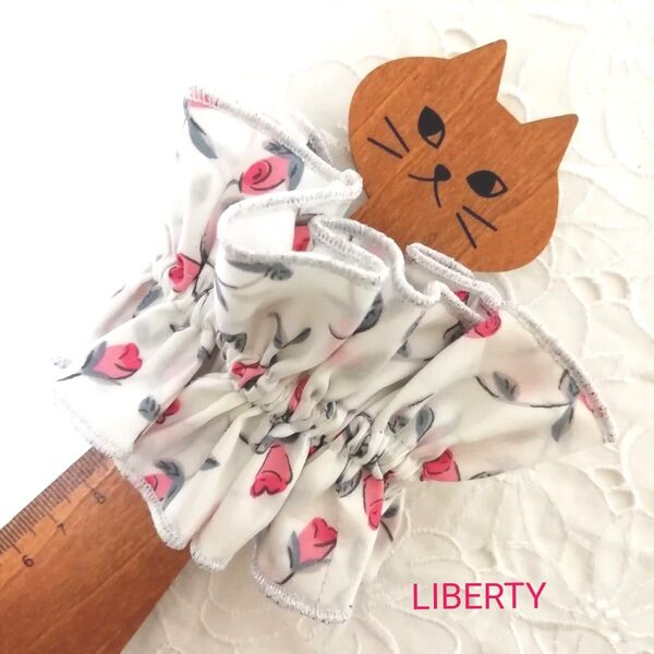 LIBERTY タナローンのひらひらシュシュ フローラルフローラ×シルバーラメ 極細シュシュつき
