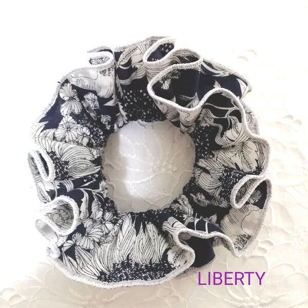 LIBERTY タナローンのひらひらシュシュ スイムダンクレア×シルバーラメ お揃いゴムつき♪