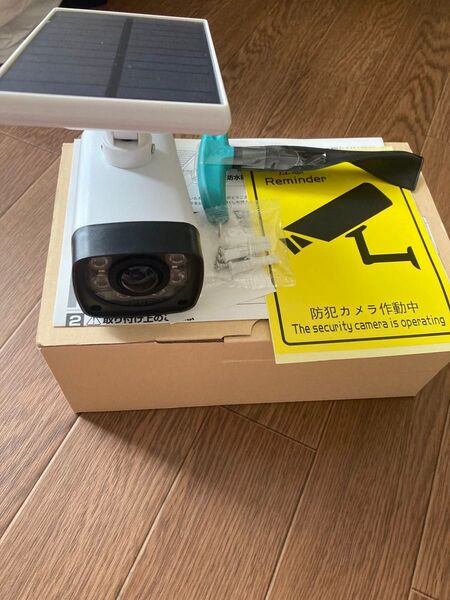 最終価格!PNT 防犯カメラ型センサーライト IP66 防水 ソーラーパネル ダミー
