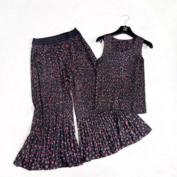 激レア 美品 PLEATS PLEASE プリーツプリーズ イッセイミヤケ パンツセットアップ 裾フレア 総柄 セットアップ