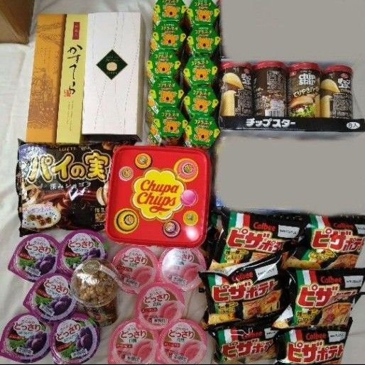 お菓子 詰め合わせ チップスター ポテチ てりやきバーガー たこ焼き ピザポテト コアラのマーチ ゼリー カステラ ロール パイの