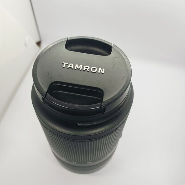タムロン 70-180mm F/2.8 Di III VXD (Model A056)ソニーE