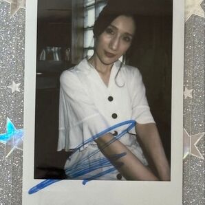 【貴重】 JULIA 直筆サイン入り チェキ #私服