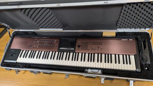 KORG KRONOS2 88 LS(純正ハードケース他+追加音源付!)