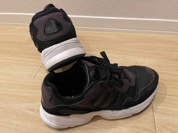 adidas アディダス スニーカー 24.5㎝