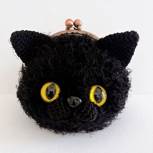 黒猫さんのがま口ポーチ 財布 ハンドメイド あみぐるみ ぬいぐるみ 手作り かわいい