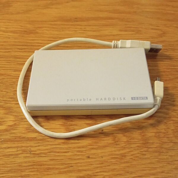 ジャンク I-O DATA ポータブルHDD HDPC-U500 外付けHDD