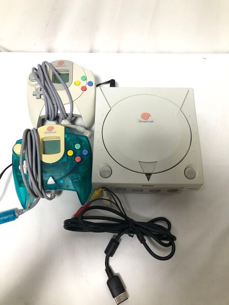 SEGA セガ Dreamcast ドリームキャスト 本体 HKT-3000 + コントローラー 2台