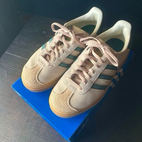 レディース スニーカー adidas アディダス gazelle bold ガゼルボールド ID7056 23.5 ベージュ 美品