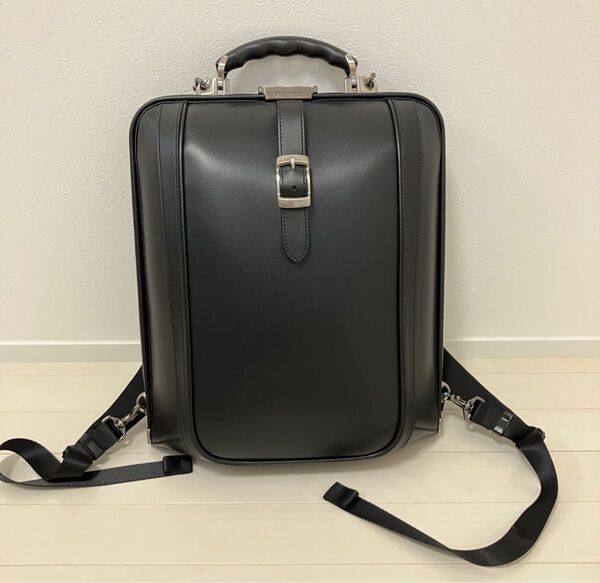 美品☆ARTPHERE New Dulles TOUCH Tough F4 アートフィアー リュック ダレスバッグ 豊岡鞄