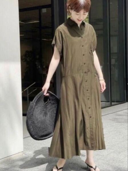 Spick & Spanスピック&スパン フレアーシルエットシャツワンピース