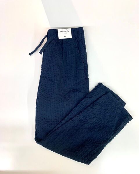 H&M キッズ コットンシアサッカーパンツ ネイビーブルー 135