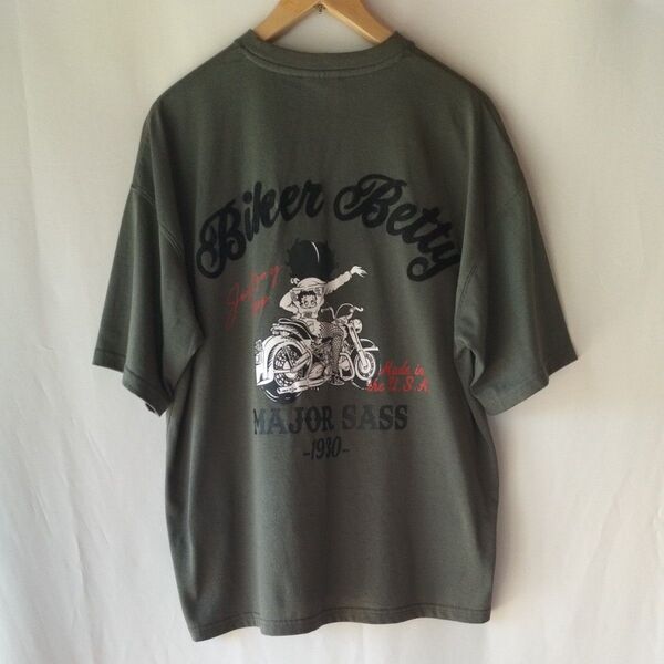 【BETTY-BOOP ベティ 半袖 Tシャツ メンズLサイズ】深緑 バックプリント ロゴ刺繍 身幅ゆったり 男女兼用