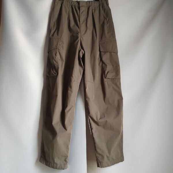 UNIQLO U ユニクロユー MENS ワイドフイット パラシュート カーゴパンツ XS サイズ Olive カーキ