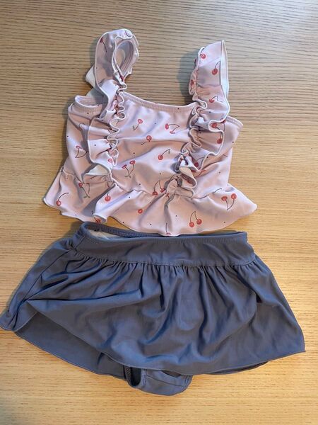 美品 水着 セパレート 女の子 100