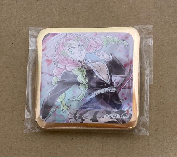 鬼滅の刃 甘露寺 蜜璃 お楽しみくじ 缶バッジ ufotable dining 鬼滅 刀鍛冶の里