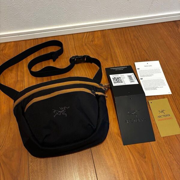 アークテリクス オッシュマンズ別注 マカ2 ショルダーバッグ ARC’TERYX