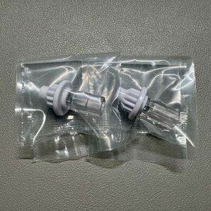 ベイブレードX コバルトドレイク4-60F Fビット フラットビットのみ クリアver. 2つセット