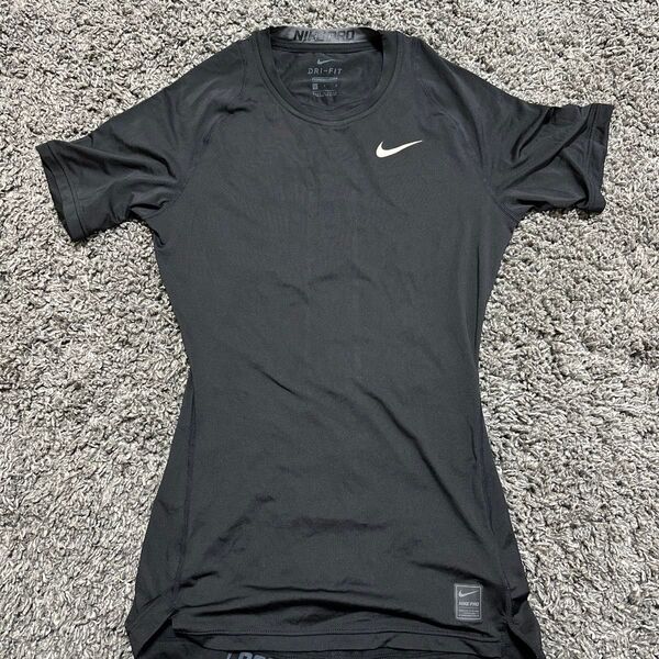 NIKE(ナイキ)Pro クール 半袖/インナーシャツ(メンズL・ブラック)