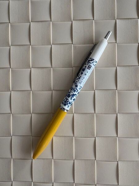 【新品未使用】PILOT Acro アクロボールペン クリスマスマーケット マグカップのかけら