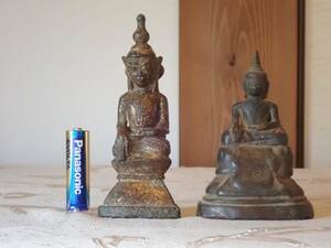 タイ　　古銅塗金仏像（小さい仏像は塗金なし）２体　