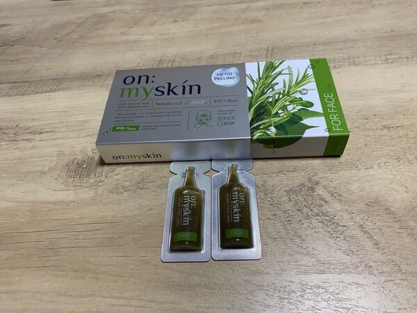 on:myskin ハーブピーリング 4ml x 2個