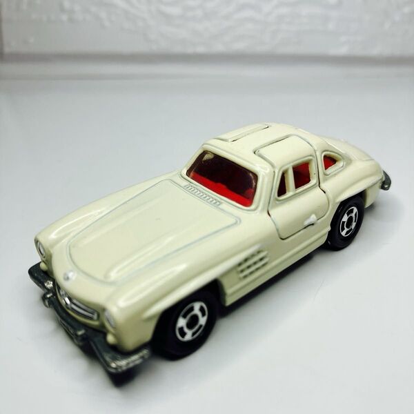 絶版トミカ メルセデス ベンツ300SL 日本製 レアモデル美品
