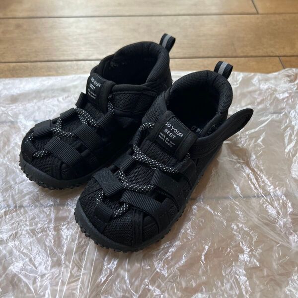 美品 ブラック ベビーサンダル 水陸両用 14cm