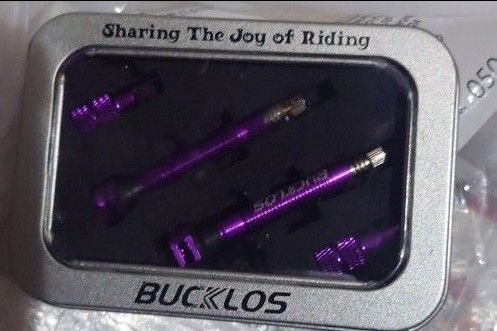 BUCKLOS チューブレスバルブ(40mm)