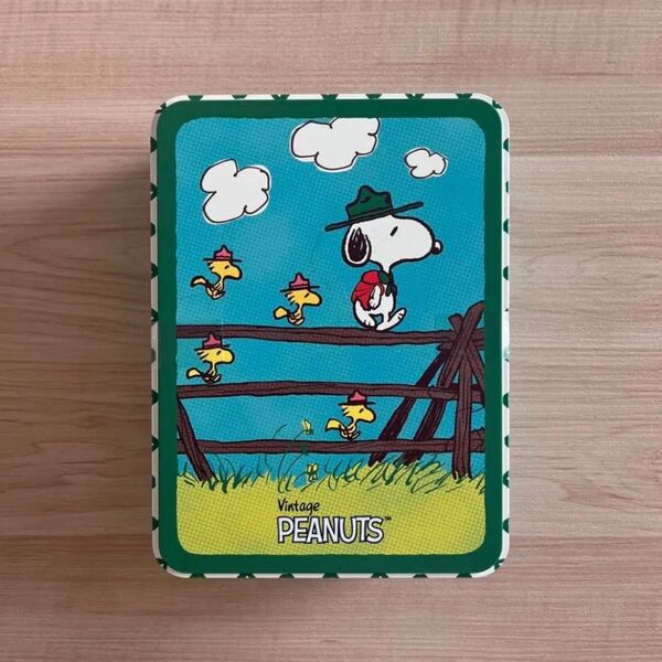 【未開封完売品】シュガーバターの木限定 PEANUTS 詰め合わせ缶