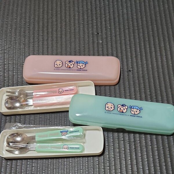 オサムグッズ スプーン フォーク カトラリーセット グリーン ピンク 2セット