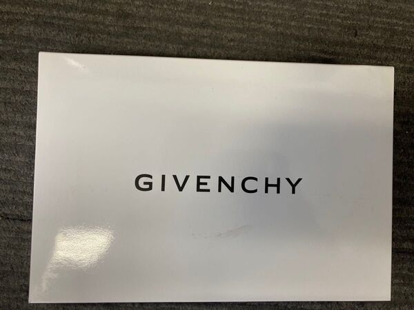 GIVENCHY フェイスタオル 350mm×750mm