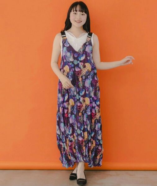 美品 ScoLar スカラー クラゲ柄クリンクル加工キャミワンピース