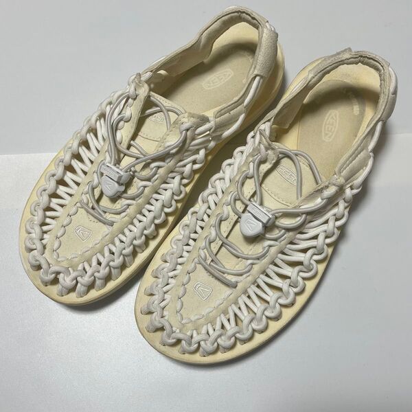 Keen キーン ユニーク サンダル ホワイト 24.5cm