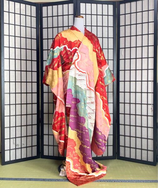 【良好】振袖 着物 正絹100% 着付け 日本製 手縫い 170cm以上の方へ 和服 和装 総柄 お仕立上がり着物 古典柄