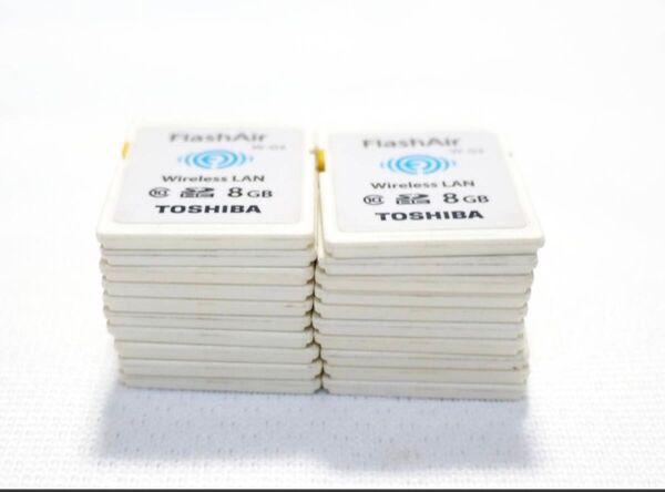 TOSHIBA FlashAir W-03 Wireless LAN 8GB 中古品 20枚組