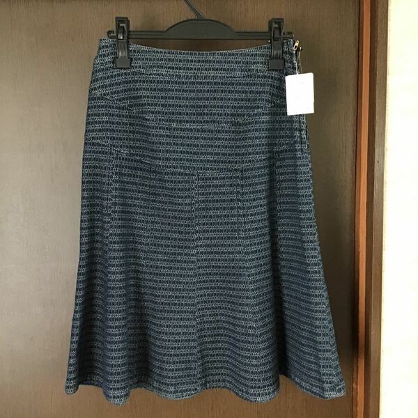 日本製ストレッチ素材スカート