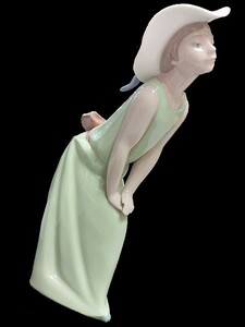 3QV売切！税無し☆リヤドロ★LLADRO★鏡の前で(若草色の少女)★5009★フィギュリン★陶器人形★オブジェ★現品限り★0529-13