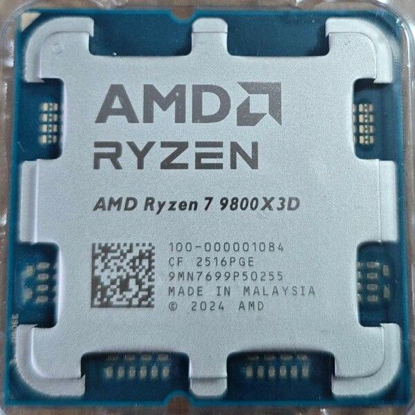 AMD Ryzen 7 9800X3D Socket AM5 未使用品
